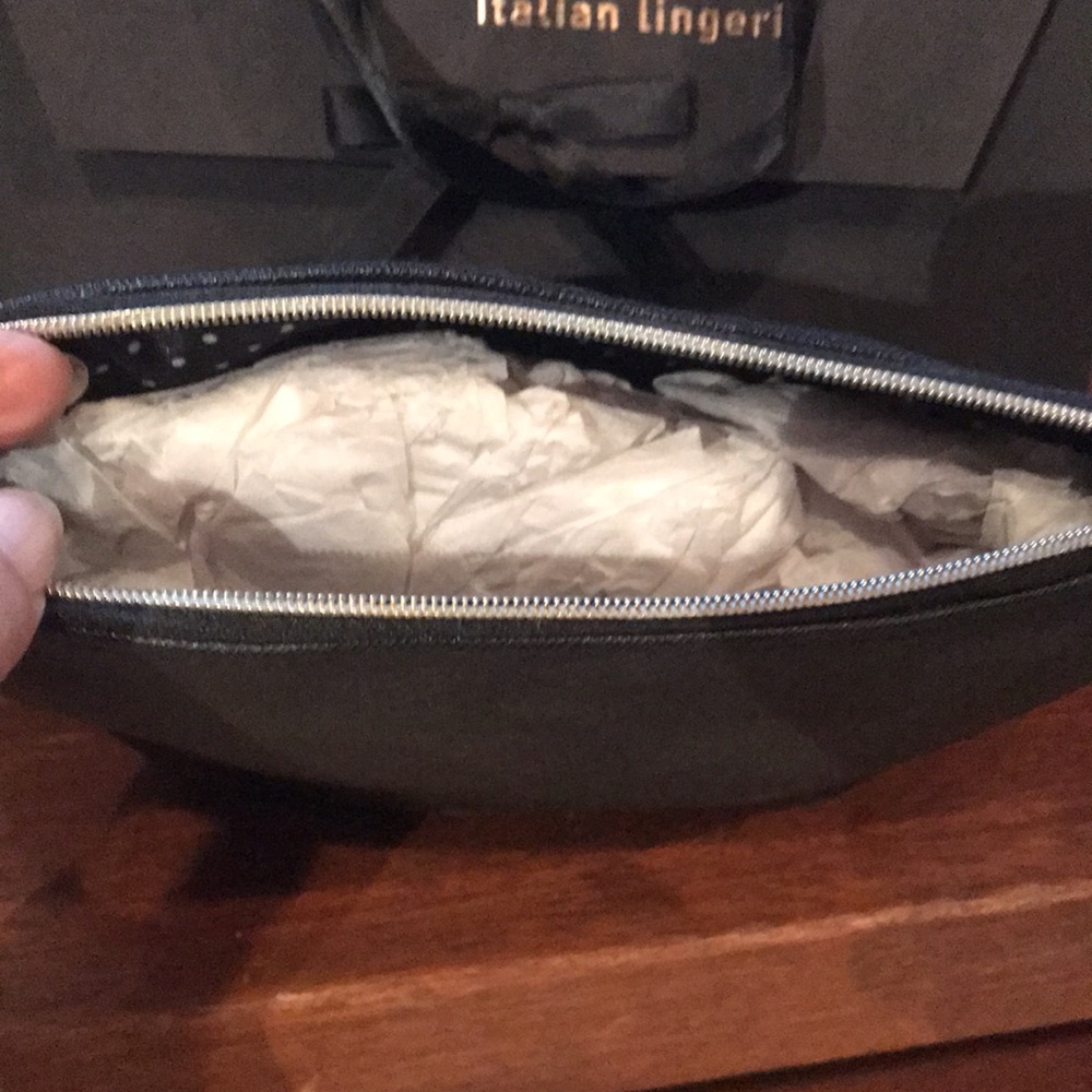 NWT Intimissimi Make-up bag - Picture 4 of 7